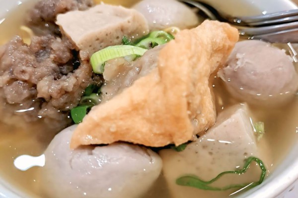 5 Bakso Makassar Terlezat: Surga Kuliner Wajib Dicoba!