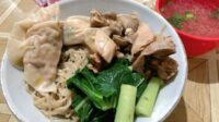 5 Pastry Tersembunyi & Kuliner Legendaris Glodok