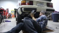 Porsche Pakai Knalpot Motor? Suara Menggoda, Simak Videonya!