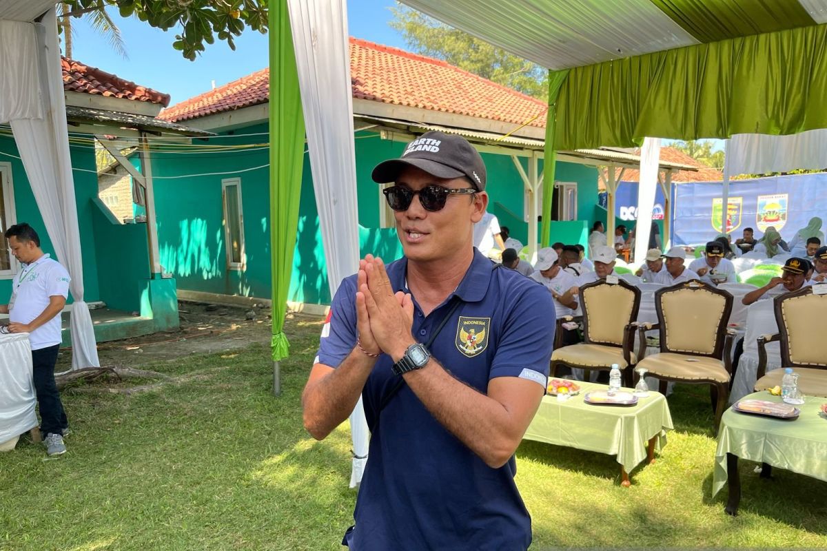 Atlet Surfing Timnas: Aksi Spektakuler di WSL Krui Pro
