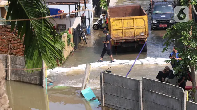 Banjir Tangerang: 290 KK Terdampak, Pemkot Gerak Cepat Bantu Korban