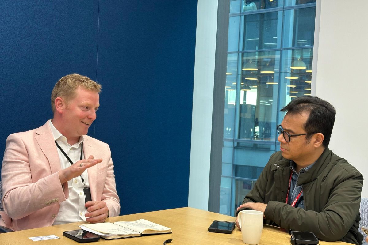 Indonesia-UK Kolaborasi Teknologi: Wamenkominfo Kunjungi IBM & Plexal
