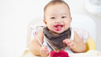 MPASI Sehat: 5 Camilan Bayi Terbaik & Kapan Memberikannya