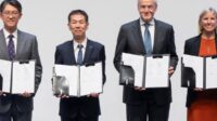 Mitsubishi Fuso & Hino merger: Daimler dan Toyota resmi bergabung