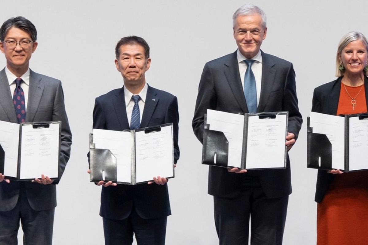 Mitsubishi Fuso dan Hino merger: Daimler-Toyota kolaborasi raksasa