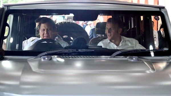 Prabowo Subianto Sopiri Presiden Macron Naik Maung Pindad