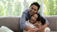 Rahasia Sukses Keluarga: Peran Ayah Ibu yang Berbeda