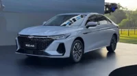 Sedan PHEV Chery Fulwin A8: Rp170 Jutaan, Irit & Canggih!