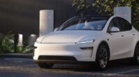 Tesla Robotaxi: Uji Coba Mengemudi Otomatis Segera Diluncurkan