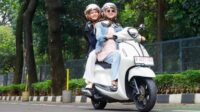 Yamaha Grand Filano Hybrid: Skutik Klasik Canggih, Irit Bahan Bakar!