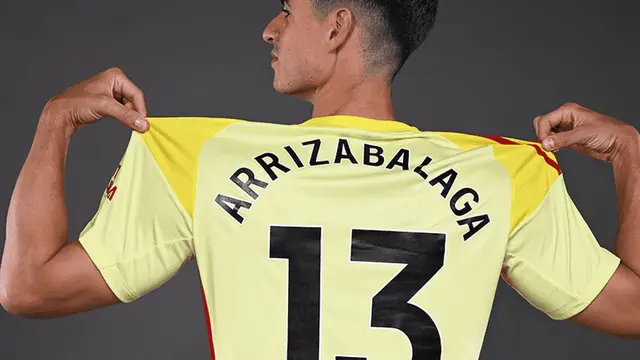 Kepa Arrizabalaga Resmi Gabung Arsenal: Transfer Mengejutkan!