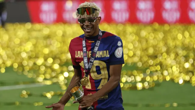 Lamine Yamal: Hampir ke PSG, Debutnya di Barca Mengejutkan