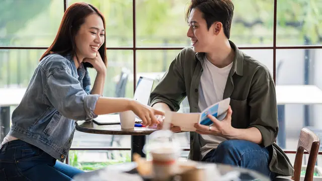 Rahasia PDKT Gen Z: 5 Trik Ampuh Bikin Gebetan Klepek-Klepek