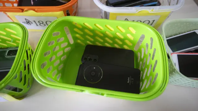 Rahasia Untung Besar: Daur Ulang Emas dari HP Bekas