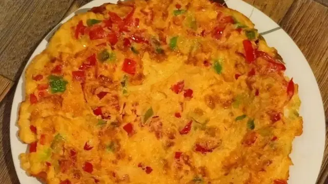 Resep_Telur_Dadar_Paprika_Lauk_Praktis__Lezat_Seisi_Keluarga Resep Telur Dadar Paprika: Lauk Praktis & Lezat Seisi Keluarga
